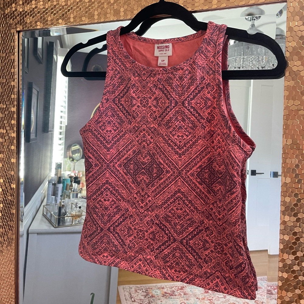 Crop top